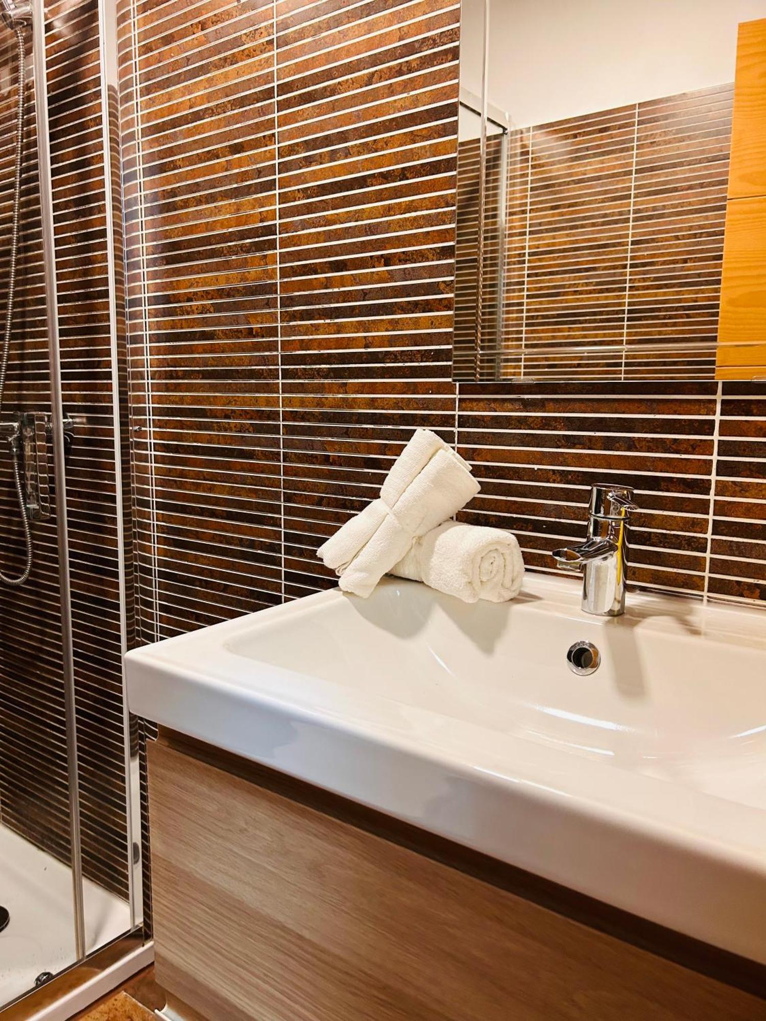 Estudio Casa Palacio 2Pax Wifi Gratis ซันลูการ์เดบาร์ราเมดา ภายนอก รูปภาพ